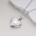 Pendentif cœur ouvrant en acier inoxydable argenté avec gravure florale élégante - Couleur Acier Grand Cœur (29*29mm)