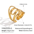 Detailansicht des mehrlagigen 18K vergoldeten Rings mit unregelmäßigem Design und Politur - Ganz in Gold gehalten / Gold (YYR025319-G)