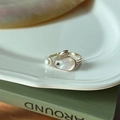 Golden rabbit ring with white mother-of-pearl shell and crystal-set ears - Shell Pearl Rabbit (J3688)