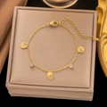 Bracciale dorato in acciaio inossidabile con ciondoli a conchiglia e pietre di zircone - Bracciale Conchiglia con Singolo Zirconia (SLE259) / Oro