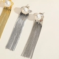 Elegante C-förmige Quastenohrringe in Silber und Gold mit runden Perlen für Damen - Lange Kettenohrringe Platiniert (ES2320-7)