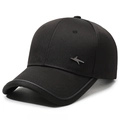 Gorra de béisbol negra clásica para hombre con logo K de metal y visera curvada - Ajustable / Negro