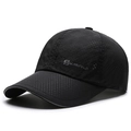 Dunkelschwarze atmungsaktive Mesh-Baseballkappe mit reflektierenden Buchstaben - Schwarz