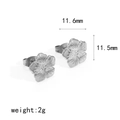 Detailansicht der silbernen Blumenohrringe mit Maßen 11,6 mm und einem Gewicht von 2g - Silberne Blume Ohrstecker (TE60123-S)