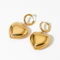 Elegante vergulde hartvormige hanger oorringen met een hooggepolijste afwerking - Goud (D2717)