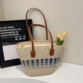 Große Stroh-Shopper-Tasche mit blauem Farbverlauf und braunen Ledergriffen - Creme mit Blau