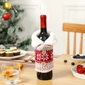 Copribottiglia di Natale a maglia con fiocchi rossi, collo in pelliccia e bottoni - Stile Fiocco di Neve / Rosso Bianco Grigio
