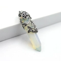 Pendentif en opaline hexagonale avec motif floral vintage en argent sur collier - Opale