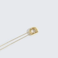 Elegante collana dorata con ciondolo lettera D intarsiato con perle e catena sottile - Lettera D