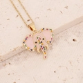 Collar colgante de elefante dorado con esmalte rosa y circonitas de colores sobre piedra - Rosa