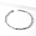 Polished silver stainless steel twisted link chain bracelet with classic lobster clasp - 21cm / Silver/Mobius Twist Bracelet