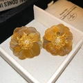 Elegant gold-tone hollow flower tassel earrings with clear zircon center on a gift box - 63# Stamen