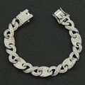 Cadena cubana plateada para hombre con diamantes de imitación sobre fondo negro - Plateado