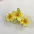 Tres pinzas para el cabello de flores de frangipani amarillas con degradado naranja - Pinza Para El Cabello Con Flores De Frangipani Unidas De Color Amarillo Claro [aprox. 11 Cm]