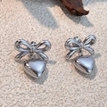Eleganti orecchini a fiocco d'argento e cuore 3D con finitura metallica lucida - Ciondolo Fiocco Cuore (Argento) / Argento
