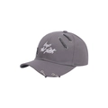 Dettaglio del cappello grigio scuro con ricamo 'Keep the faith' e anelli metallici - Regolabile / grigio scuro