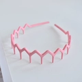 Pink wavy plastic headband with teeth for women, minimalist hair accessory on white background - 10# Lacquered Pink Mini Wave Headband