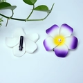 Plumeria hair clips in white and purple gradient with central pearl decoration - Purple Flower Head + Pearl + Clip [4cm]
