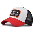 Dettaglio del cappello trucker Grundéns con ricamo a lisca di pesce e rete traspirante - Lisca di Pesce Rossa Bianca