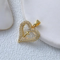 Pendentif en forme de cœur doré avec un motif de croix serti de zircons fins - Cœur de Croix-Grand Blanc