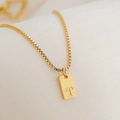 Collier en acier inoxydable plaqué or 18 carats avec pendentif rectangulaire lettre T - Lettre T