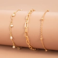 Set di 3 bracciali dorati con perle d'imitazione e maglie a graffetta lucide - Set da 3 pezzi (KC金2795)