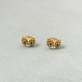 Pendientes de búho dorado pequeño con esmalte blanco y brillantes piedras de strass - Dorado