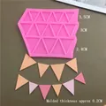 Stampo in silicone rosa con cavità a triangolo isoscele per cioccolato e fondant DIY - Stampo Bordo Triangolo