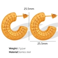 Gevoerde gouden chunky C-vormige roestvrijstalen oorbellen in 25,5 mm maat - Rasterstructuur Stijl (EH346)