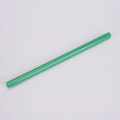 Detailed view of a bright green reusable Tritan straw with a smooth polished finish - 1*20cm / Dark Green