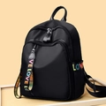 Wasserdichter schwarzer Oxford-Rucksack mit bunten LOVE-Gurten und vielen Taschen - Standardgröße / Schwarz