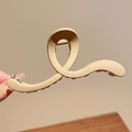 Matte beige twist claw clip for women with thick hair, stylish hair accessory - Matte Lines Light Coffee-13cm