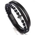 Bracciale multistrato in pelle nera con perline opache e ciondolo a croce su fondo bianco - Stile 1 (Croce Nera)