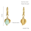 Détail des boucles d'oreilles feuilles dorées 18k avec turquoise naturelle et dimensions - Style Pendentif Feuille Turquoise (834)