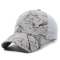 Gorra de béisbol de malla para hombre con patrón de mármol y bordado deportivo para exterior - Ajustable / Gris claro