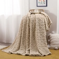 Dikke beige fleece deken met getextureerde geometrische ruiten en kabelgebreid patroon - Khaki / 70x100cm