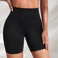 Pantaloncini da yoga neri a vita alta senza cuciture, elastici e adatti al fitness - S / Nero