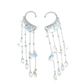 Paire de barrettes sirène avec coquillages nacrés et franges argentées pour filles - Crochets Et Clips D'oreilles Argentés Irisés Avec Gland