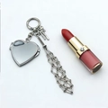 Portachiavi in metallo argento con specchio a cuore e catena a rete per porta rossetto - Portachiavi Rotondo d'Argento Stile Cuore