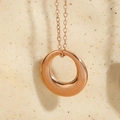 Collana con ciondolo a anello rotondo minimalista in oro rosa con catena a maglie fini - Oro rosa