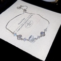 Dettaglio macro del bracciale argento con zircone, pietra occhio di gatto e catena - Stile Pietra Occhio di Gatto Quadrata Arrotondata (5#手链-环保-银色)