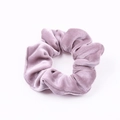 Chouchou en velours violet lavande avec texture douce et élastique pour les cheveux - Lavande