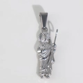 Pendentif religieux en argent avec sceptre et design vintage ajouré sur fond blanc - U07-St Jude / Acier