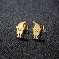 Goldene Edelstahl-Ohrstecker mit süßem Elfen-Motiv und Smiley auf schwarzem Grund - Gold