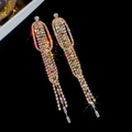 Elegante Ohrringe in Roségold mit funkelnden Strasssteinen und langen Fransen - Silber-Ohrstecker - AR Bunte Strasssteine