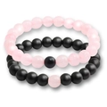 Passende 8mm schwarz-rosa Steinperlen-Armbänder für Paare mit mattem Finish - 2-teiliges Set / Rosenquarz & Mattschwarz