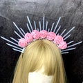 Rosa Satinrosen Heiligenschein Haarreif mit Strahlen und Silberstern für Cosplay - Rosa Halo (Modell 4)