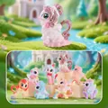 Siamese kattenlevensstijl verzamelobject hars figuurtje in dromerige macaron blauw - Kleine Paarden Magie Serie (381) / Set van 6