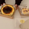 Basque cheesecake in kraft paper and transparent boxes with Have a Nice Day stickers - 6 Inch Kraft Paper Transparent Basque Box
