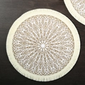 Round beige jute placemat with white mandala pattern and delicate fringe trim - 38cm / Fringed Geometric Flower